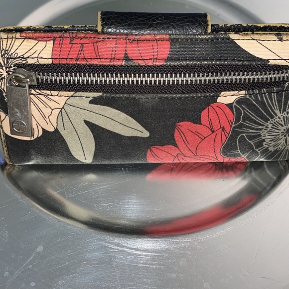 Wallet - Picture 3 of 7